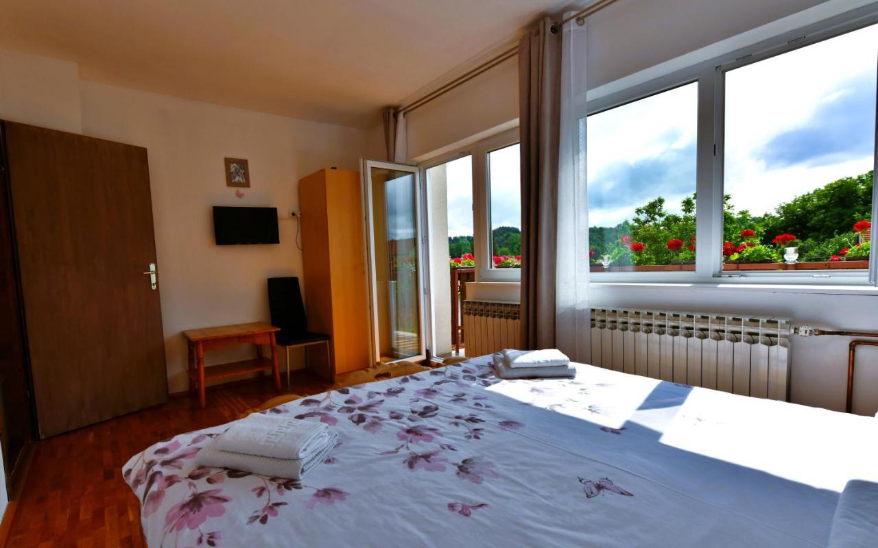 Apartment Marija Zupan Rakovica Esterno foto