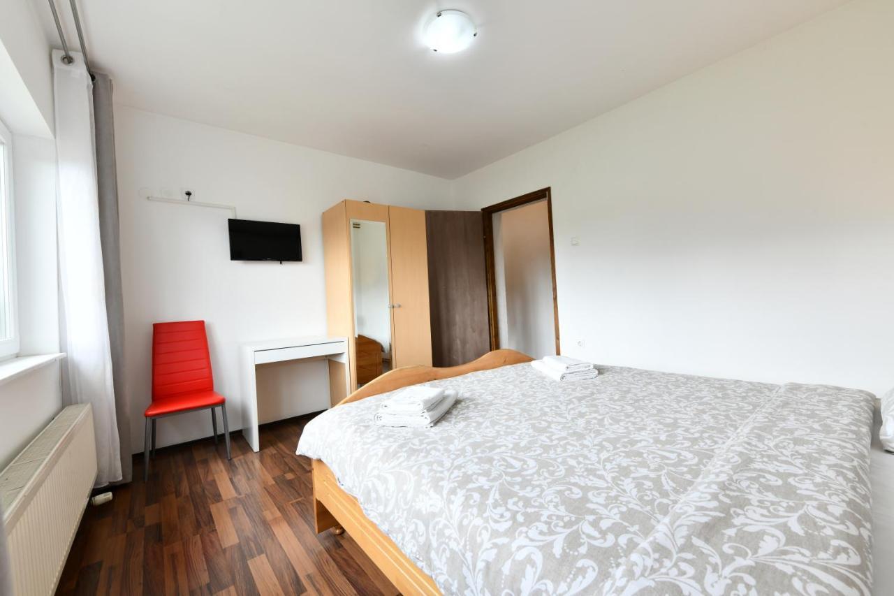 Apartment Marija Zupan Rakovica Esterno foto